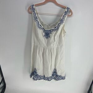 Vineyard Vines Women's White Cotton Embroidered Fit and Flare Dress Size 6